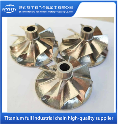 Ard-Cóimhiotal Tíotáiniam Ti-153